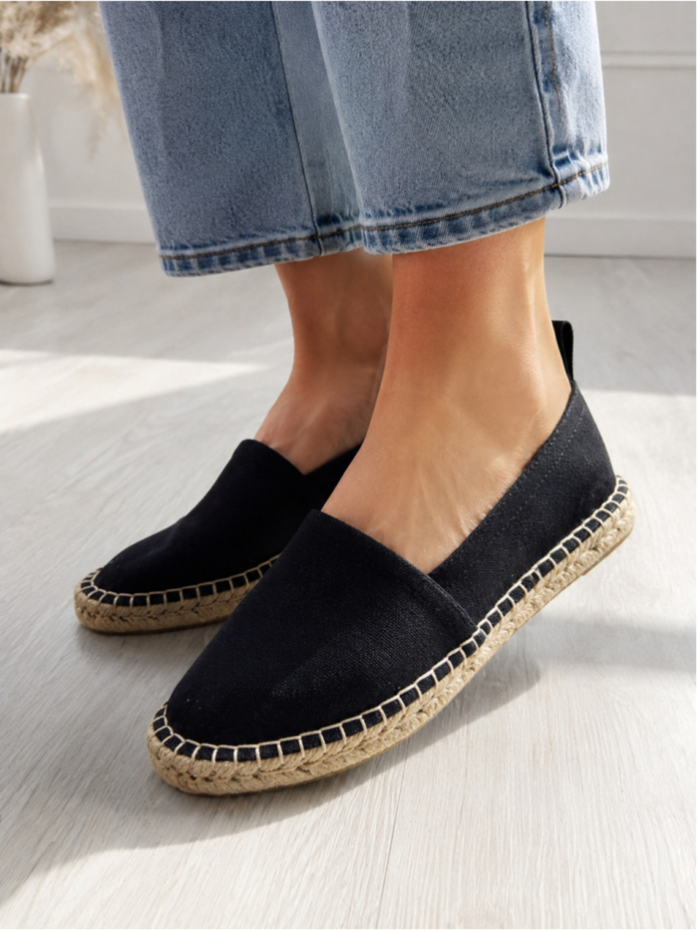 KAANAS Roma Canvas Espadrille sneakers in Classic black